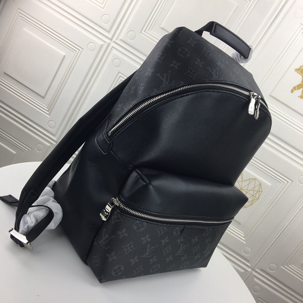 ルイヴィトンバッグ背面デザイン